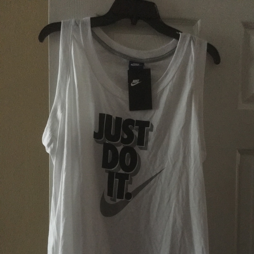 Nike Racerback Tee